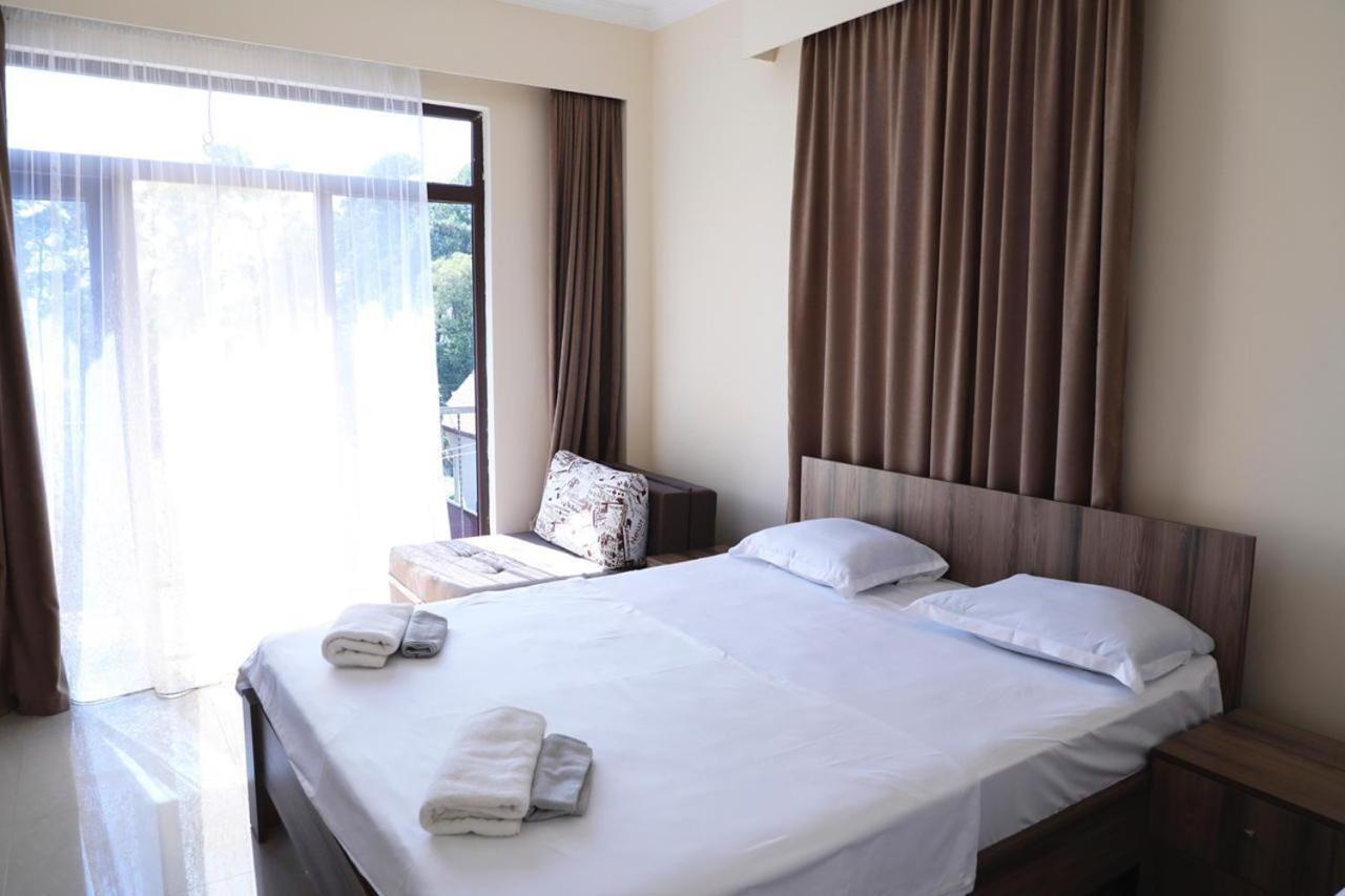 Hotel Estonia Two Kobuleti ภายนอก รูปภาพ