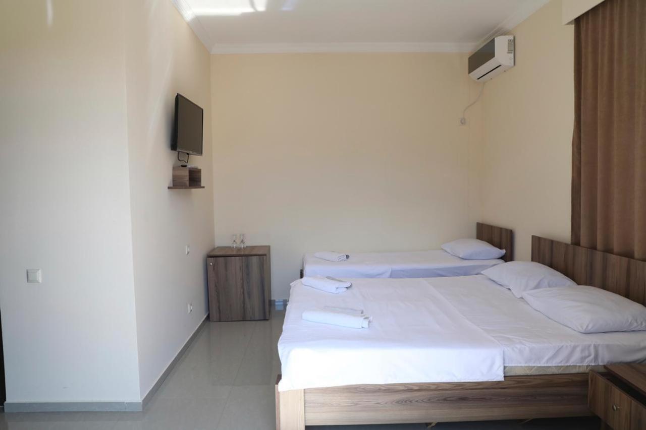 Hotel Estonia Two Kobuleti ภายนอก รูปภาพ